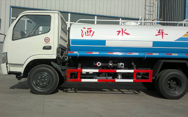 ���������|�L(f��ng)С��������ˮ܇��ʲô��ô����ُ(g��u)�I